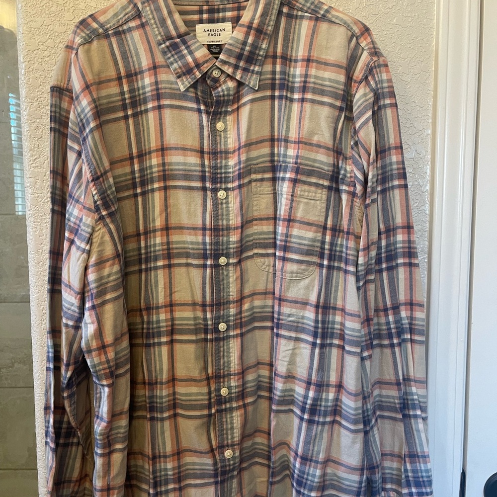 American Eagle Outfitters Men's Casual Plaid Shirt - Beige and Navy